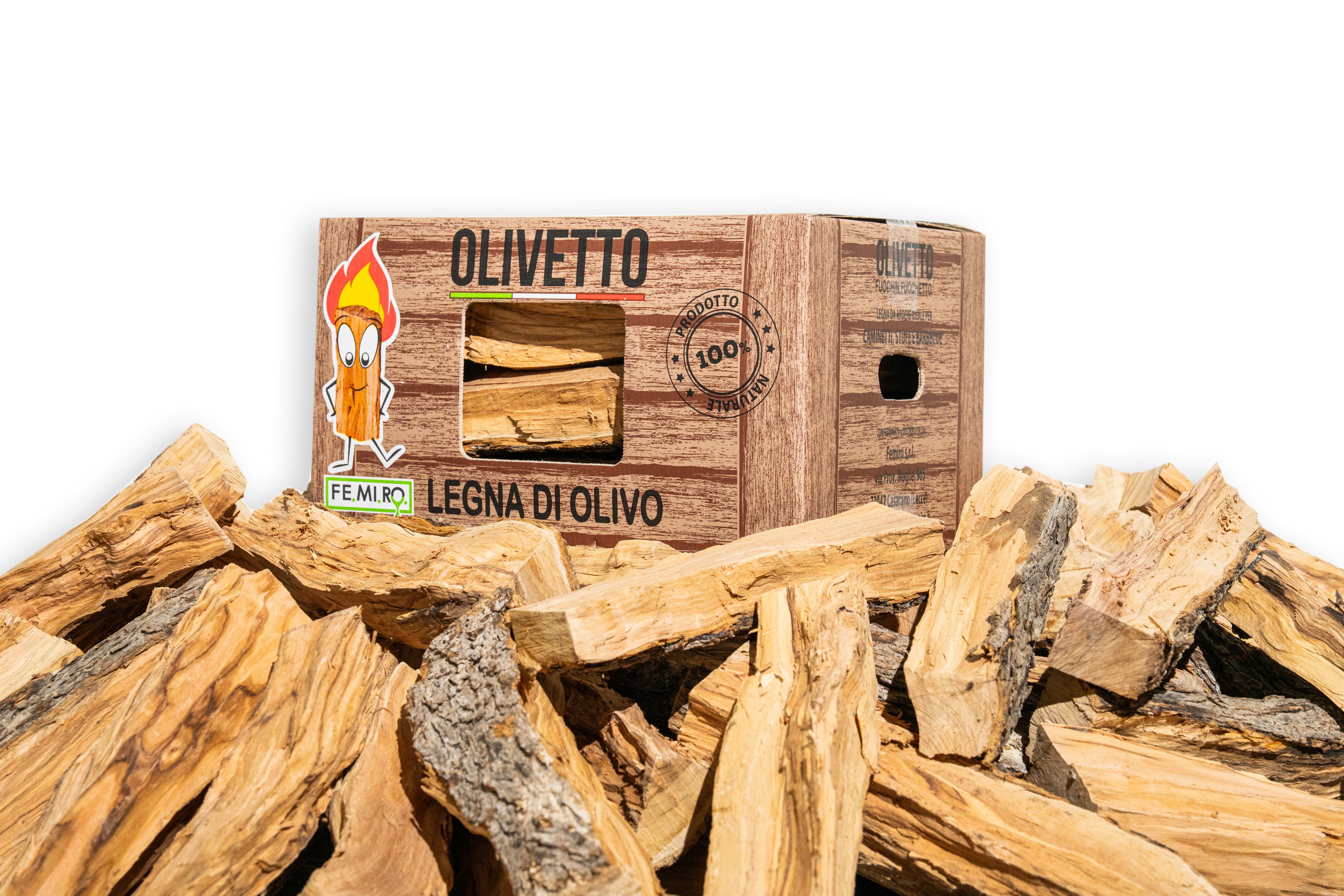 Catasta di legna da ardere di ulivo tagliata e stagionata